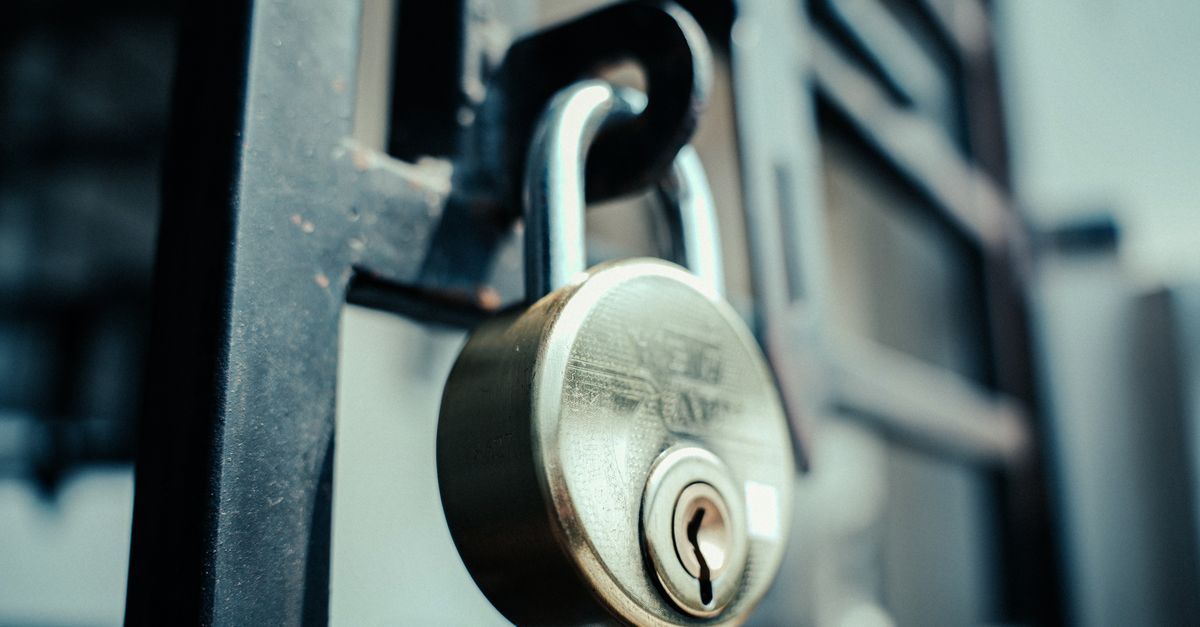 locksmith service technician — McKinley Locksmith